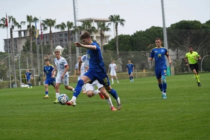Die U19-Nationalmannschaft der Ukraine wird im Juni zwei Freundschaftsspiele bestreiten