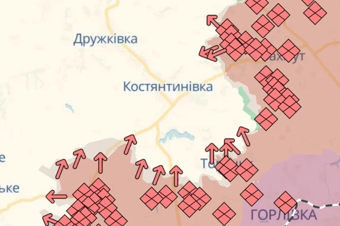 Окупанти намагаються взяти Костянтинівку у кільце з трьох напрямків