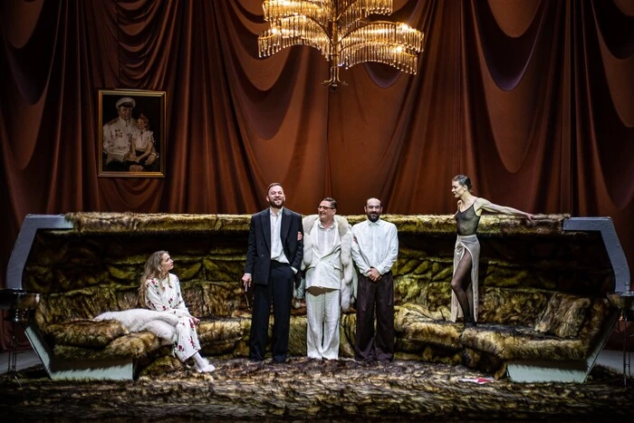 Skandal im Theater am Podil. Die Truppe wurde nicht zur Premiere der Aufführung gelassen