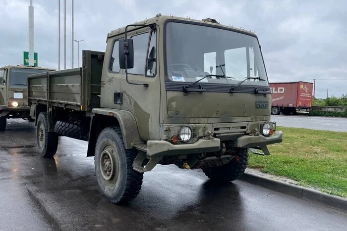 In der Region Lwiw fiel ein mobilisierter Mann während der Fahrt auf den Militärplatz aus dem Lastwagen