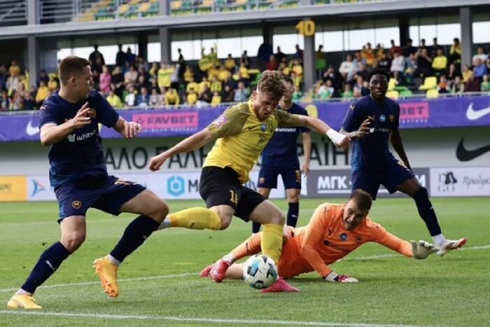 The first matches of the playoff for places in the UPL took place