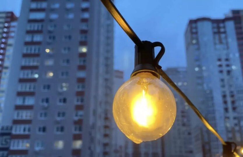 Light is more expensive than in the EU: expert Popenko explains how Ukrainians overpay for electricity