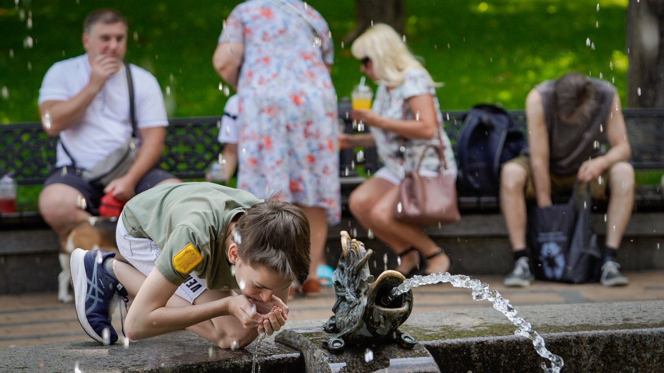 Как долго продлится жара в Киеве — прогноз погоды на завтра