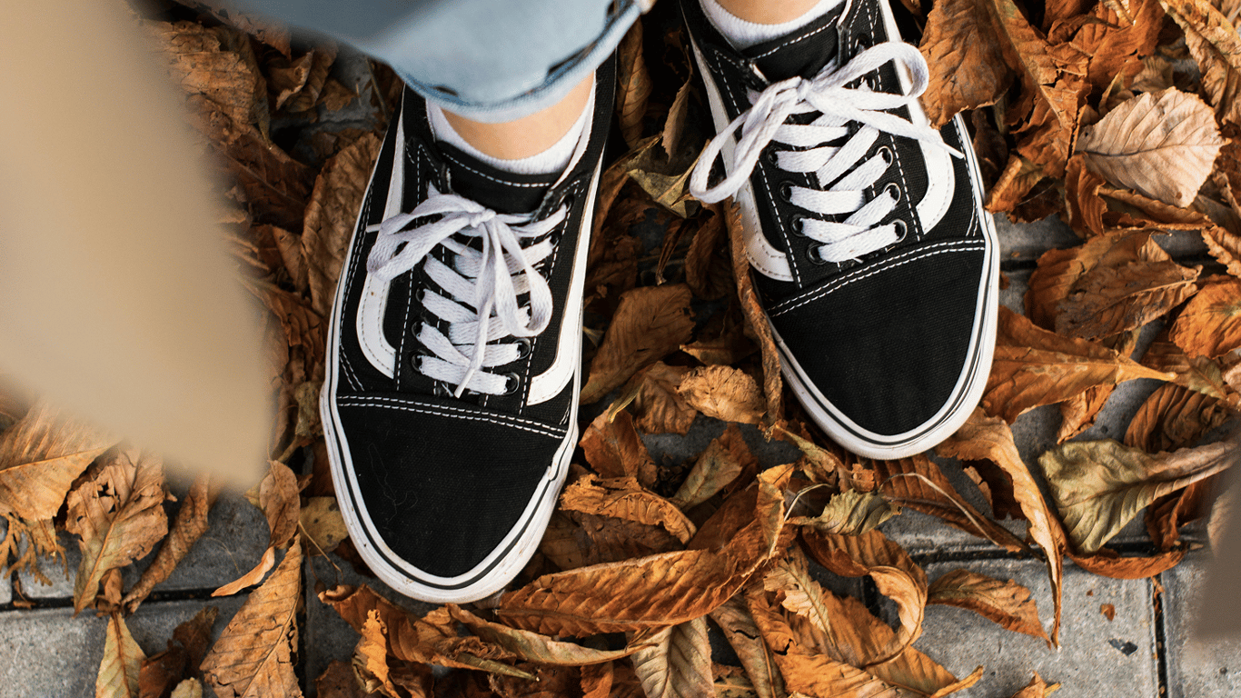 Welche Sneakers sind diesen Herbst im Trend - Top-Modelle
