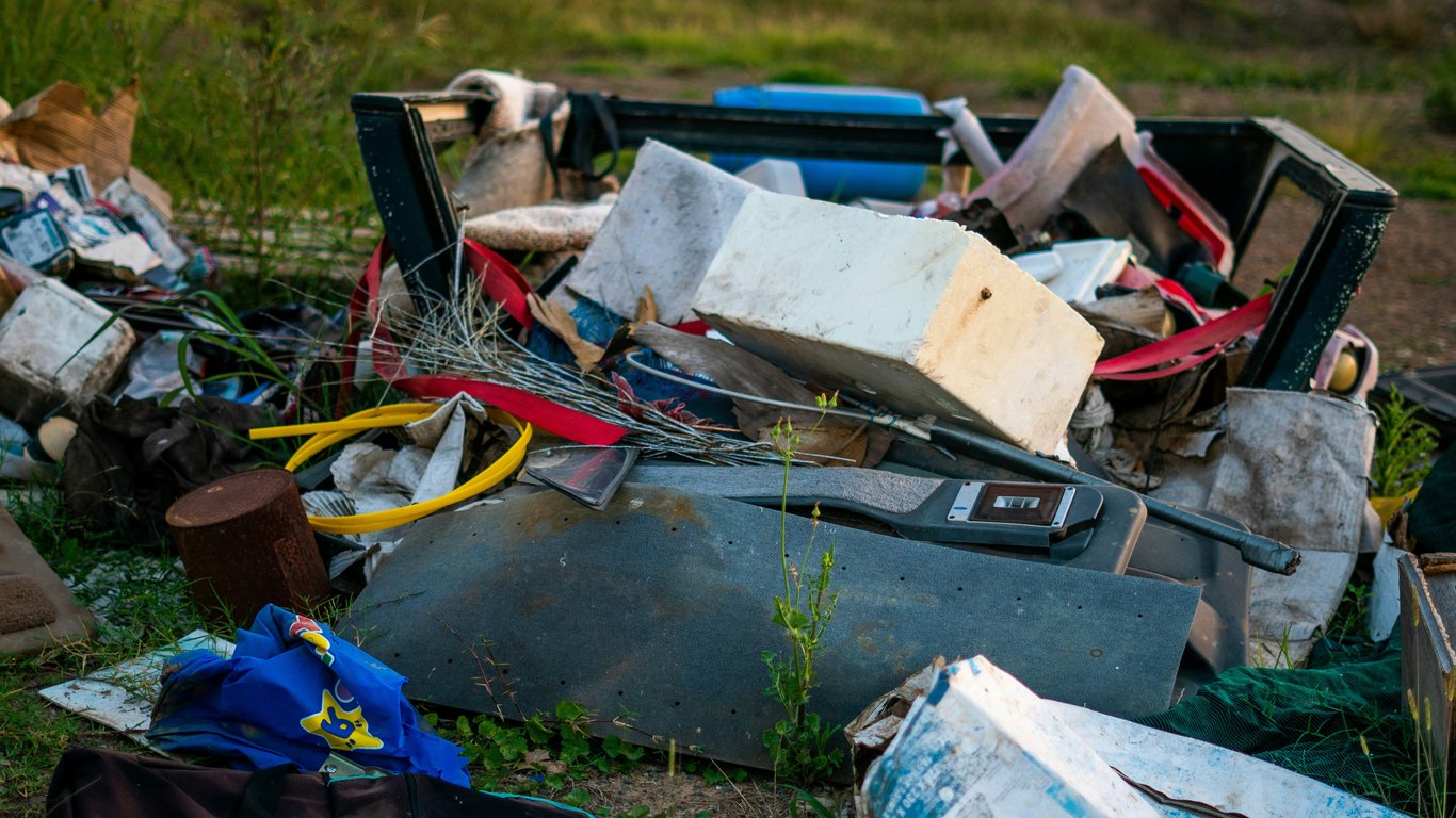 Що мають знати українці про продаж брухту — три головні питання