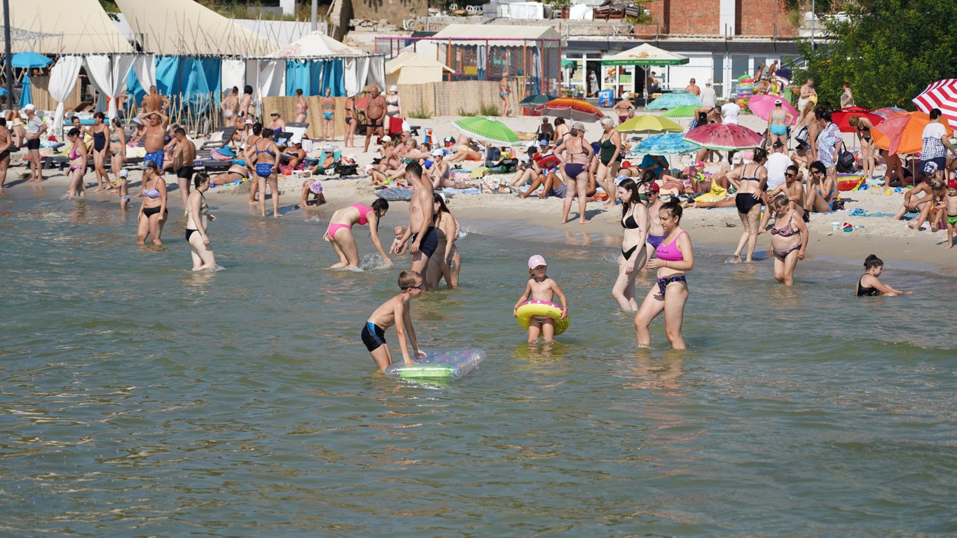 Die Badesaison ist in vollem Gange - ist das Meer in Odessa sicher?